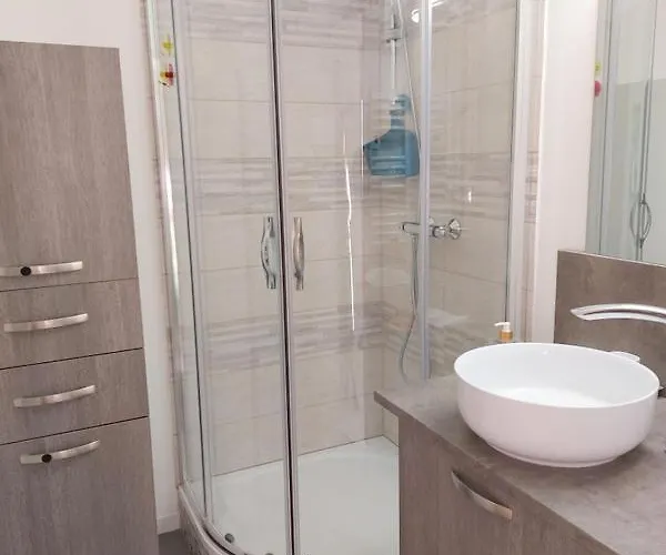 Capet Les Dahlias - Axelle Loc'appart سانت ماكسيم